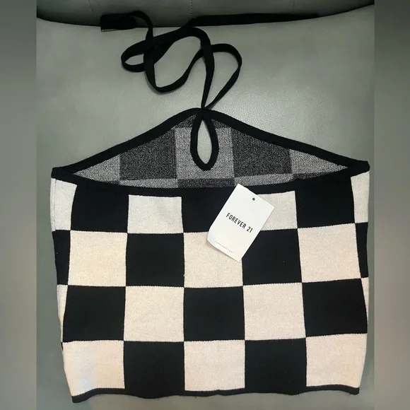 NWT Black and White Halter Checkered Top - Picture 5 of 7